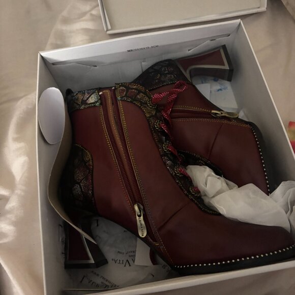 LAURA VITA - A1 - 73111 - WINE COLOR - Picture 2 of 3